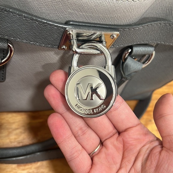 Michael kors hamilton satchel - Picture 2 of 11